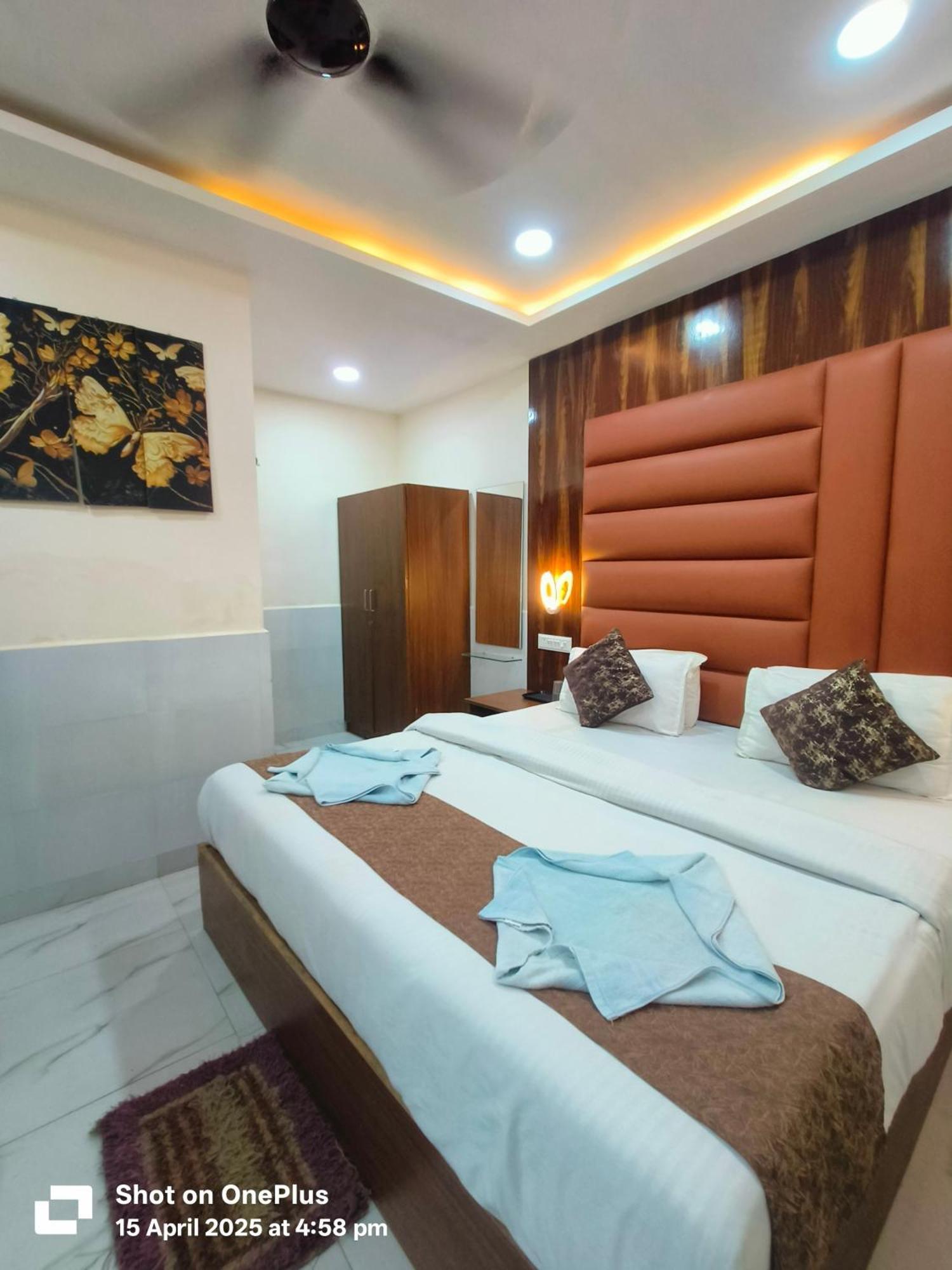 Hotel Small Daddy Plus กาลังกูติ ภายนอก รูปภาพ