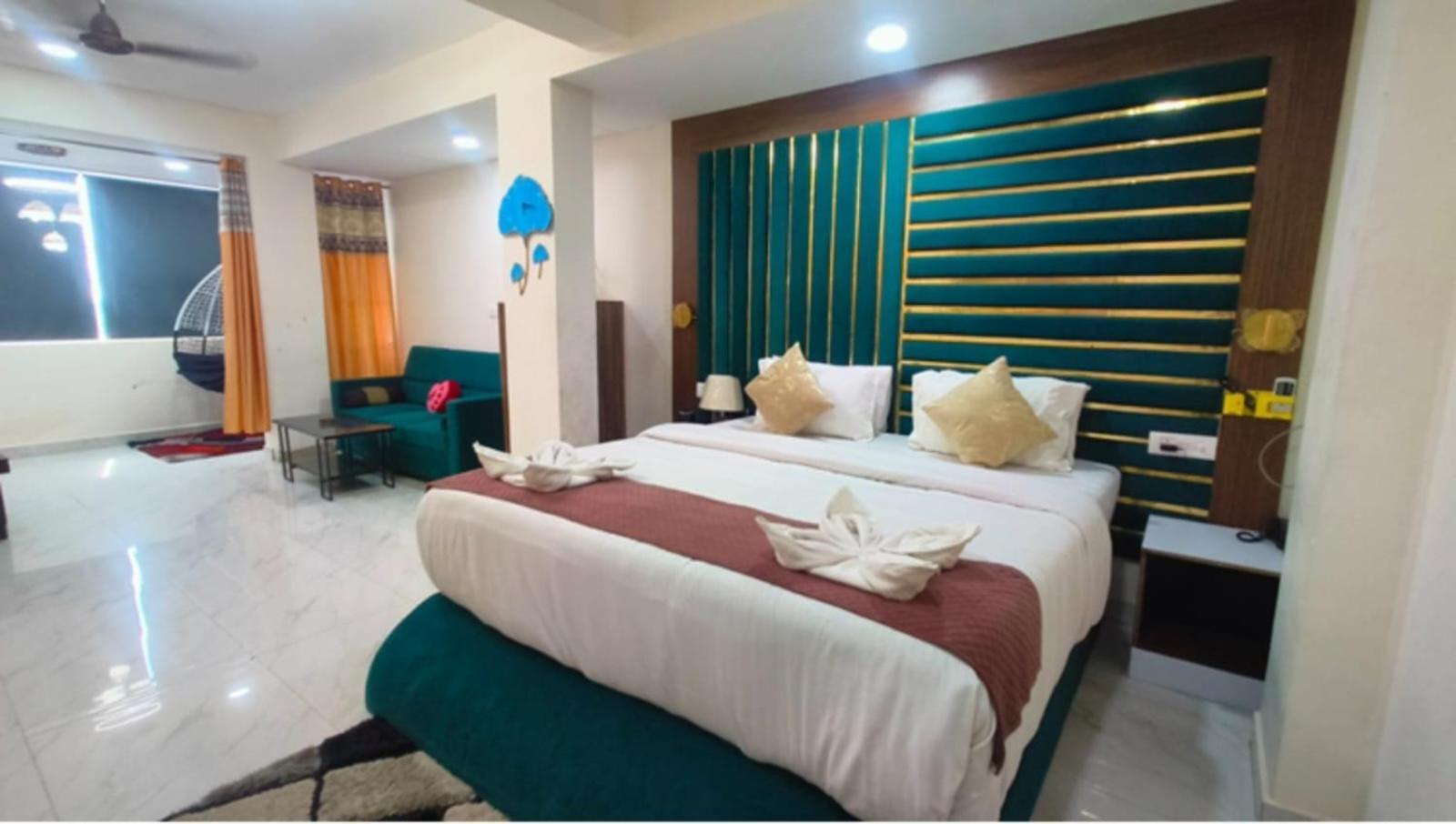 Hotel Small Daddy Plus กาลังกูติ ภายนอก รูปภาพ
