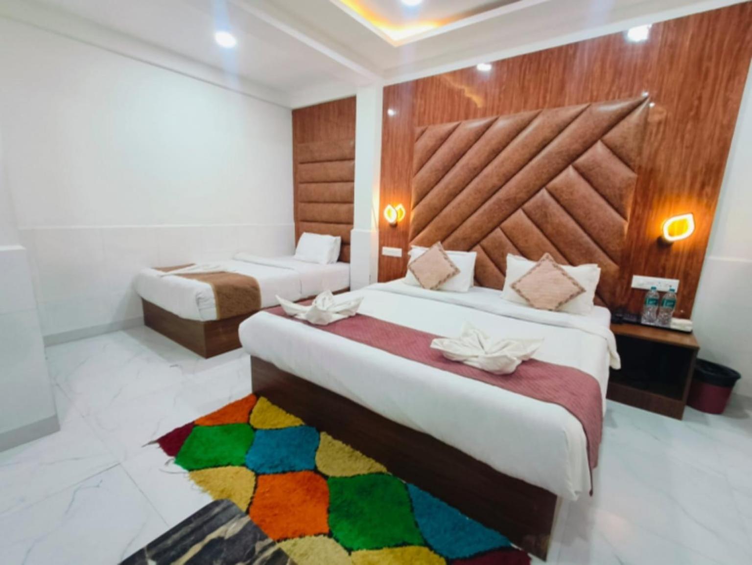 Hotel Small Daddy Plus กาลังกูติ ภายนอก รูปภาพ