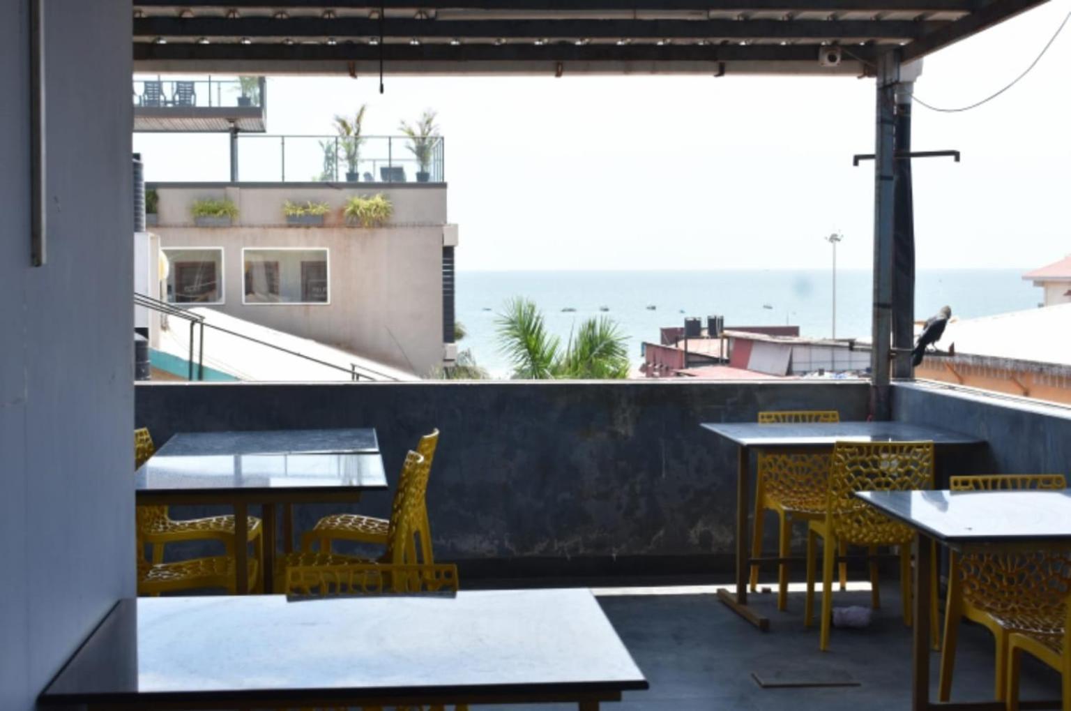 Hotel Small Daddy Plus กาลังกูติ ภายนอก รูปภาพ